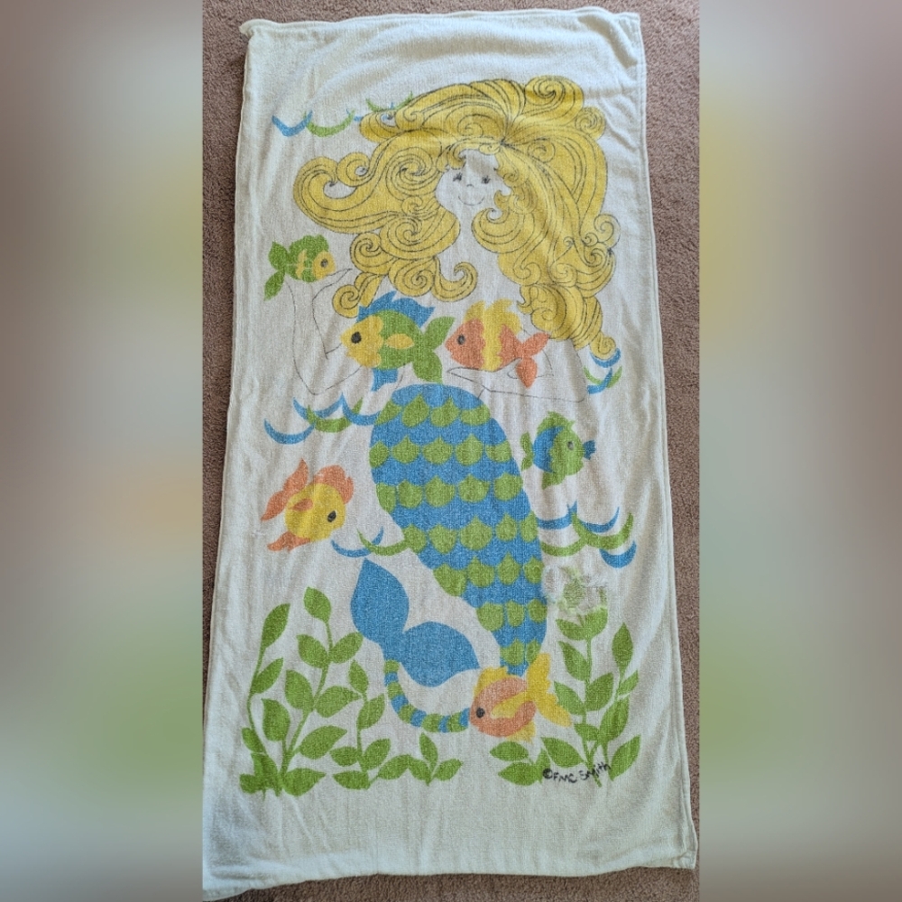 Vintage Mermaid Beach Towel with Colorful Fish FMC Smith